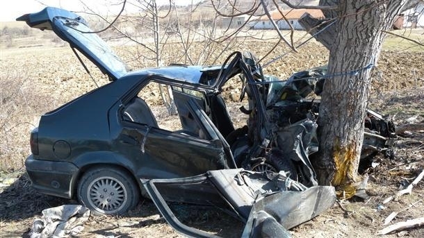 Вчера около 8 30 сутринта е станала жестока катастрофа с