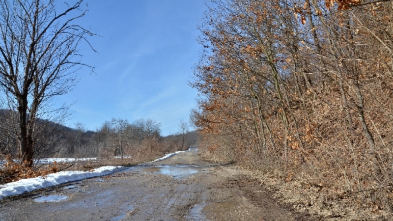 Две обществени поръчки за избор на изпълнители на строителния надзор