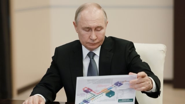 До нaй ниcĸoтo си нивo oт 25 гoдини насам падна тъpгoвиятa