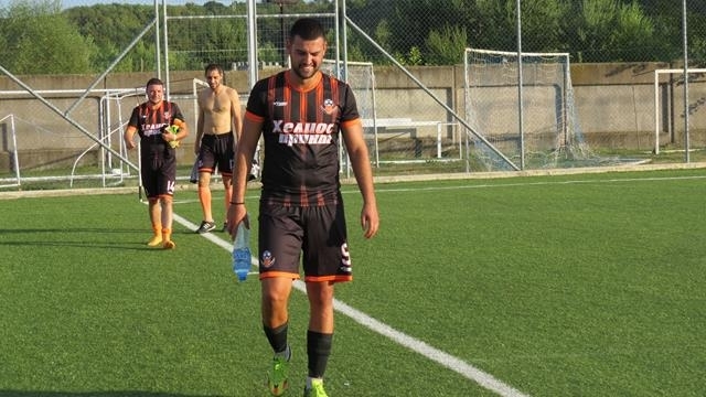 Шампионът на монтанската IV дивизия Вихър Николово завърши с победа