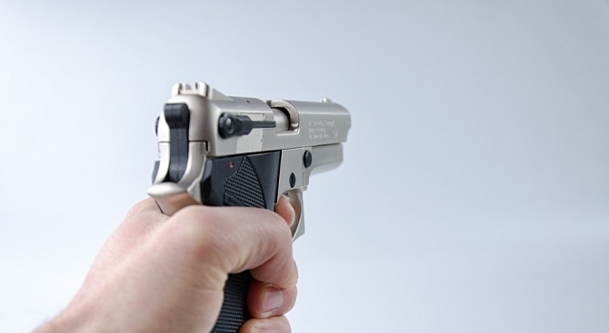 Всеки десети кандидат който иска да вземе разрешително за оръжие