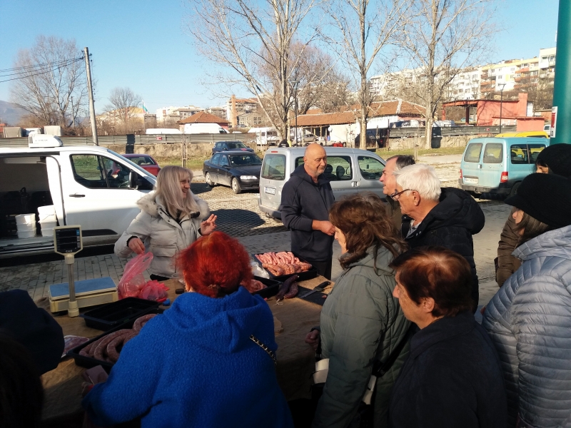 При значителен интерес от страна на търговци и на потребители