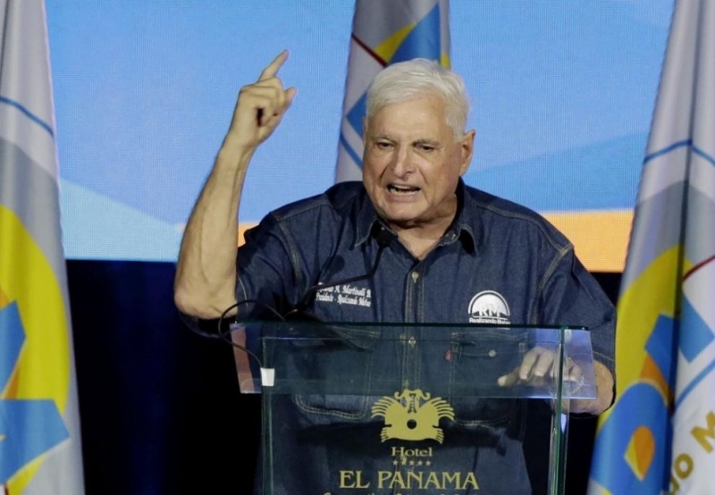 Панамски съд осъди бившия президент на страната Рикардо Мартинели (2009-2014