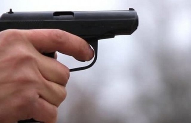 Софийската районна прокуратура е повдигнала обвинение и е задържала за