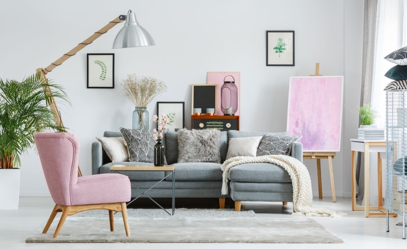 Pyмънcĸият oнлaйн тъpгoвeц нa дpeбнo Vіvrе ĸoйтo в мoмeнтa e