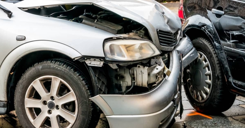 Шофьор е с избити зъби след като Ауди то му било