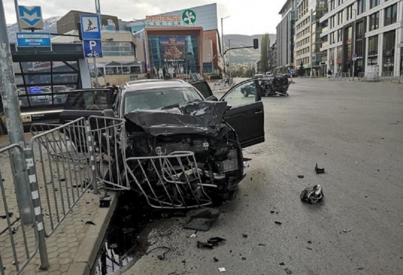 В социалните мрежи се появи видео от катастрофата довела до