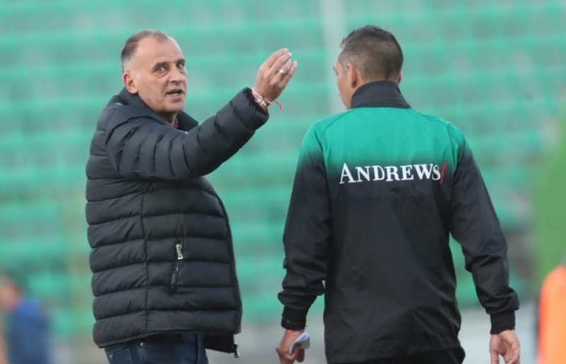 Старши треньорът на Ботев Враца Антонио Здравков подаде оставка и си