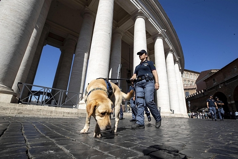 В Рим е обявено максимално равнище на терористична заплаха Полицията
