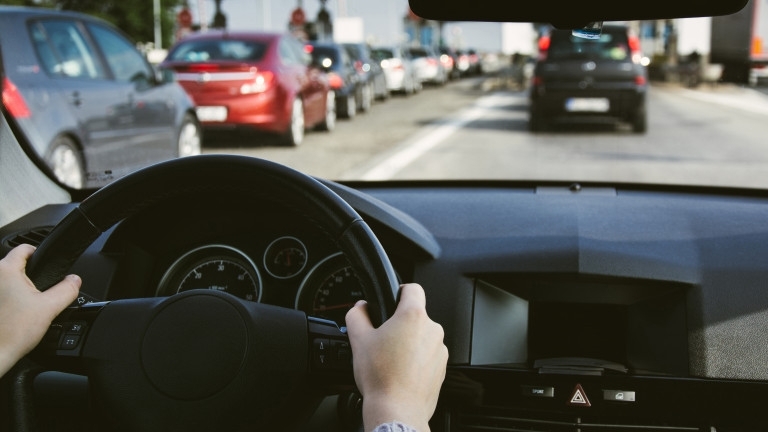 Държавната агенция по пътна безопасност настоява да се въведат психологически