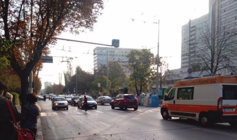Пешеходецът който бе блъснат в събота в Лом е починал