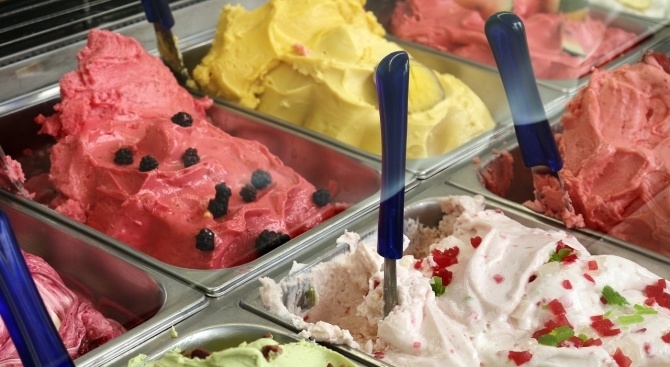 Проби направени от Асоциацията 39 39 Активни потребители 39 39 показват че сладоледът който