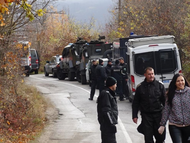 Съдът в Дупница остави в ареста задържания във връзка с