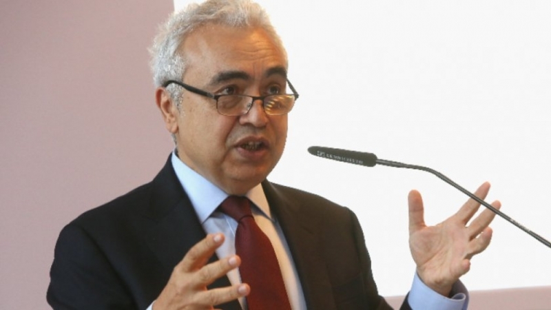 Международната агенция по енергетика МАЕ предупреди че Европа трябва да