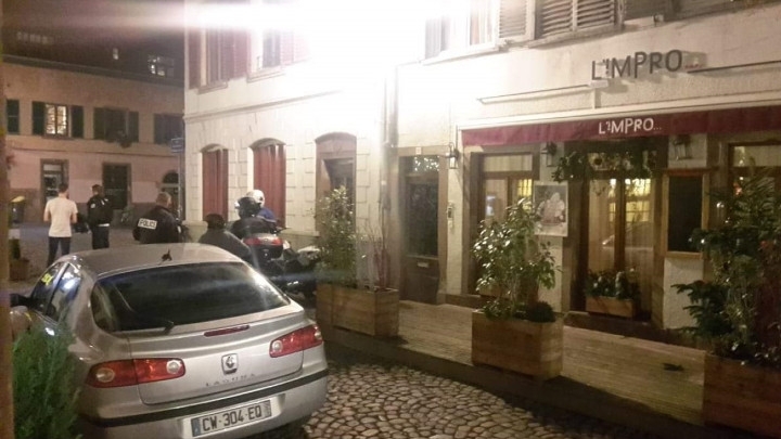 Група журналисти от България остана блокирана около пет часа в