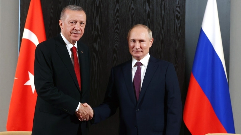 Турският президент Реджеп Тайип Ердоган заяви че руският президент Владимир Путин е поставил две  условия за