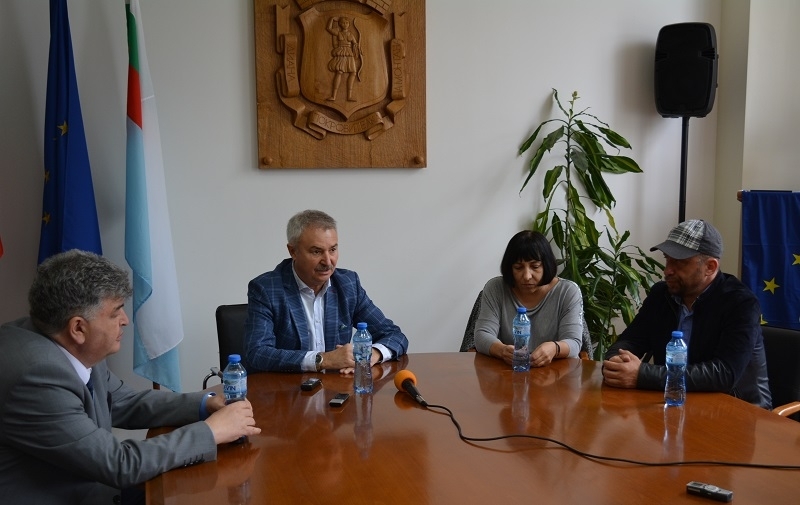 Община Монтана започна прием на заявления от граждани за безплатна