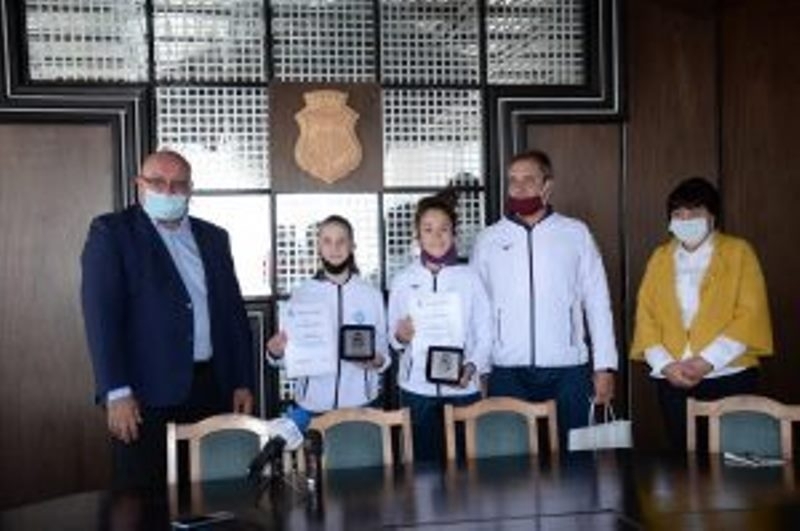 Кметът на Община Видин Цветан Ценков награди с плакети и грамоти