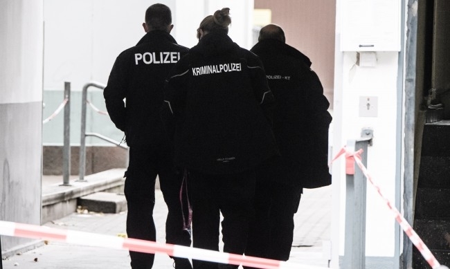 Българин уби жена си простреля сестра й а после сложи