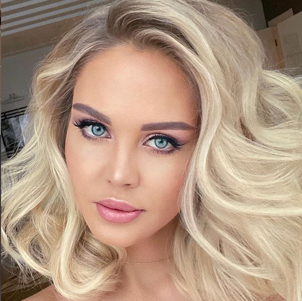 Таксиметров шофьор прецака жената на бившия руски национал Павел Погребняк