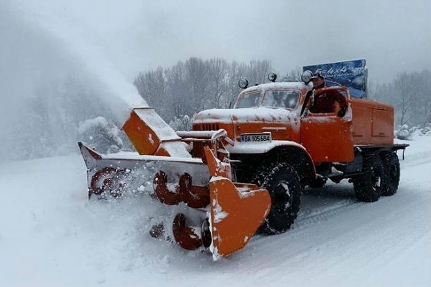 Снежната обстановка в Северозапада се усложнява с всеки изминал час
