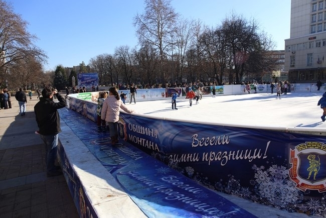 Жителите на Монтана посрещнаха деня на Рождество Христово с летни