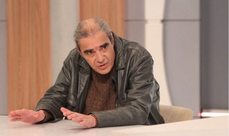 Проф. Калин Янакиев: Слави Трифонов е актьор, а Бойко Борисов - сценарист
