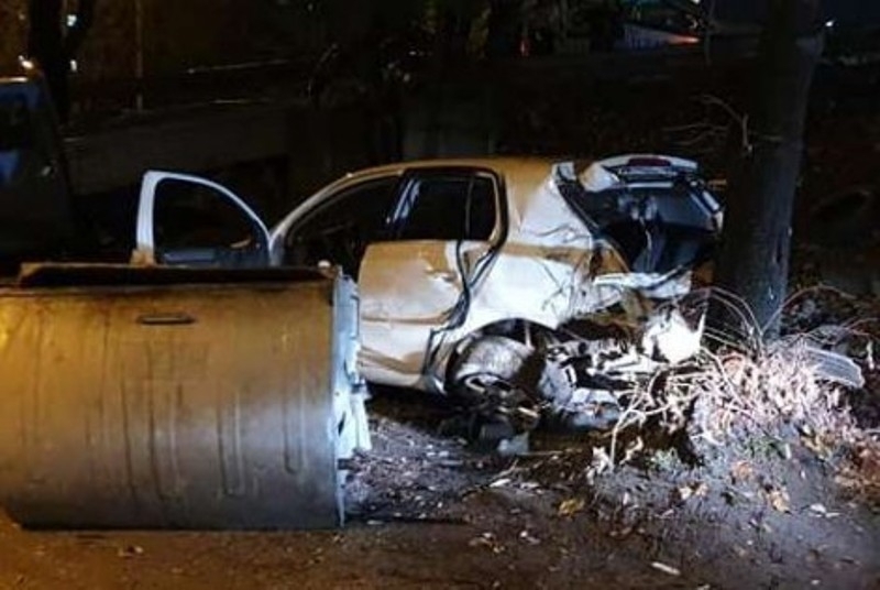 Пиян 19 годишен младеж предизвика тежка катастрофа на бул Левски във