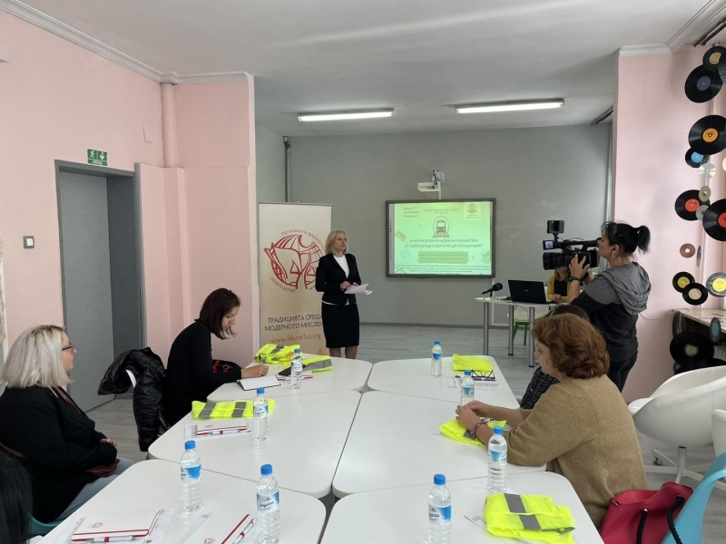 Библиотеката във Враца представи успешно реализиран проект /снимки/