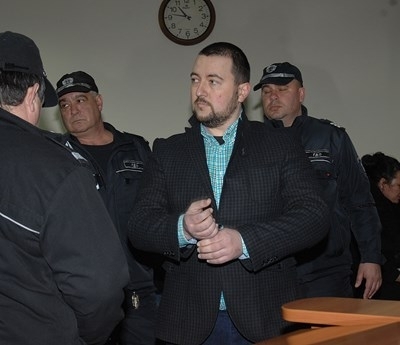Ден преди втория процес срещу пловдивския топадвокат Владимир Елдъров една