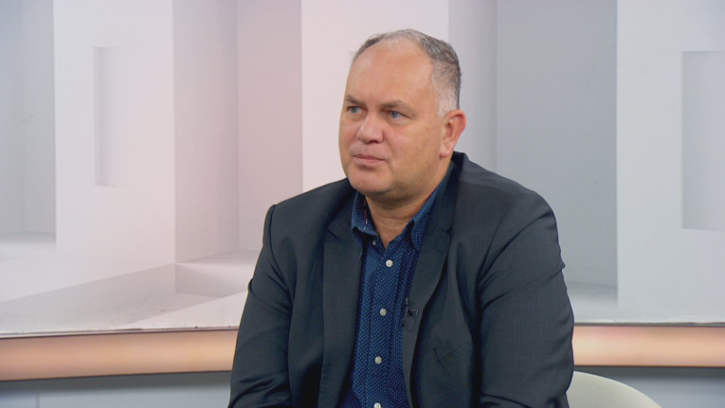 В момента наистина има натиск от страна на американското правителство