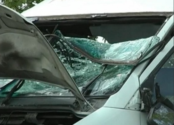 Мъж е счупил стъкло на товарен автомобил в Берковица съобщиха
