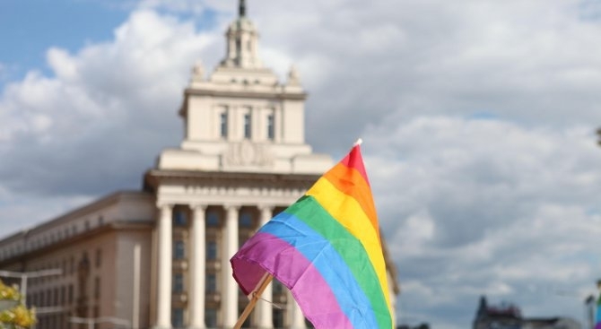 Едва 16 души си сменили пола по съдебен ред през