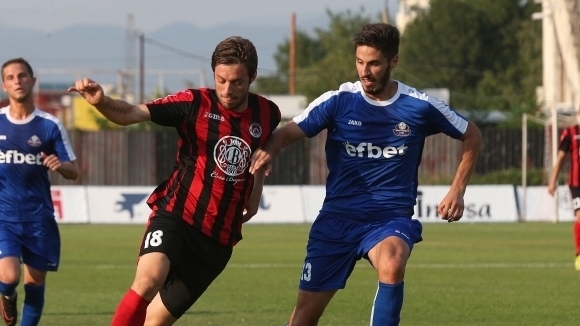 Отборът на Монтана разнебити с 4 0 Локомотив София в