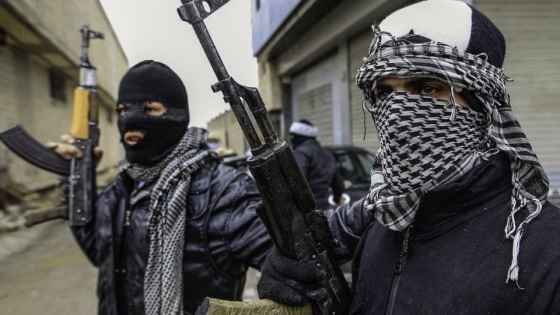 Обвиняеми в следствен изолатор в руската Ростовска област взеха за