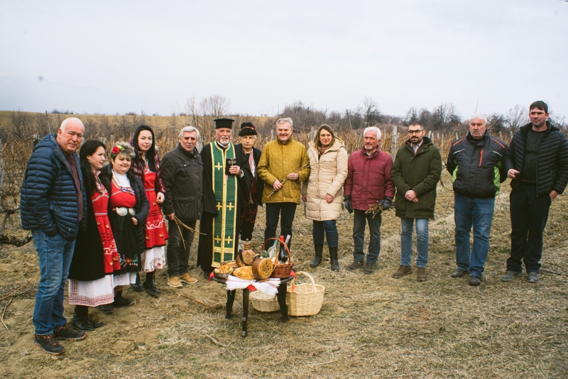 По стародавна традиция навръх 14 февруари жители и гости на