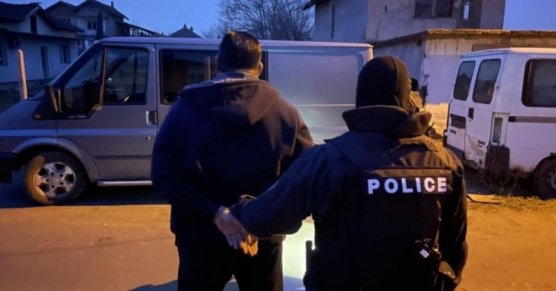 Закон и ред! Полицията във Враца и Лом с мощен удар, има много арестувани
