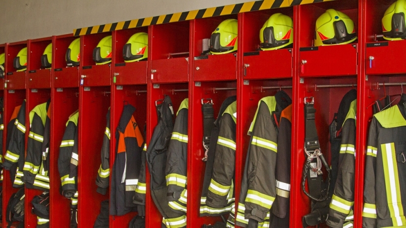 Близо 180 нарушения установили пожарникарите при проверки в църкви и