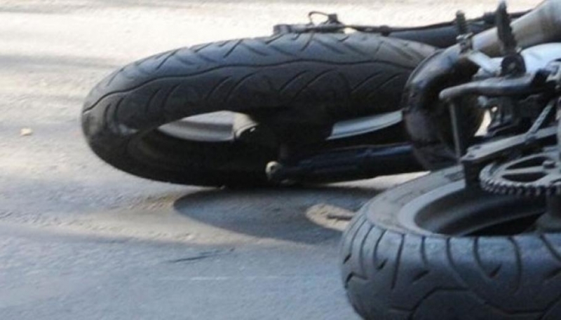 Пиян младеж падна в канавка със скутера си, научи агенция