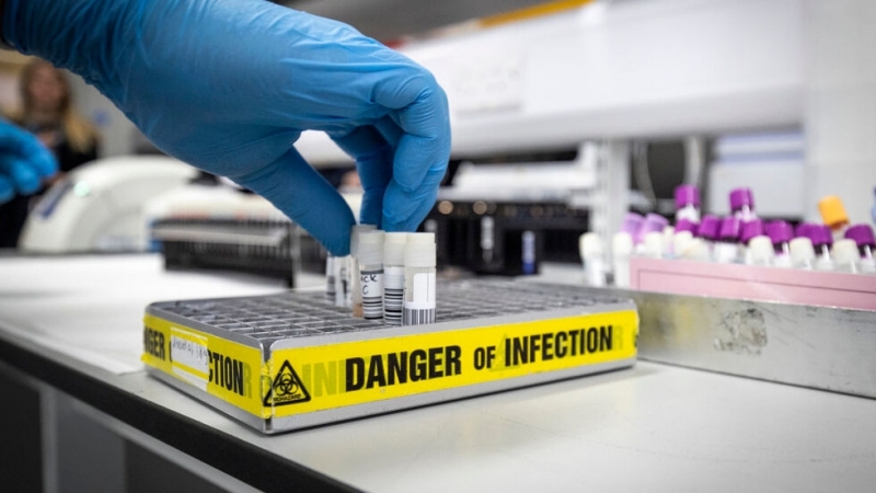 Британските здравни власти обявиха че са идентифицирали 16 случая на