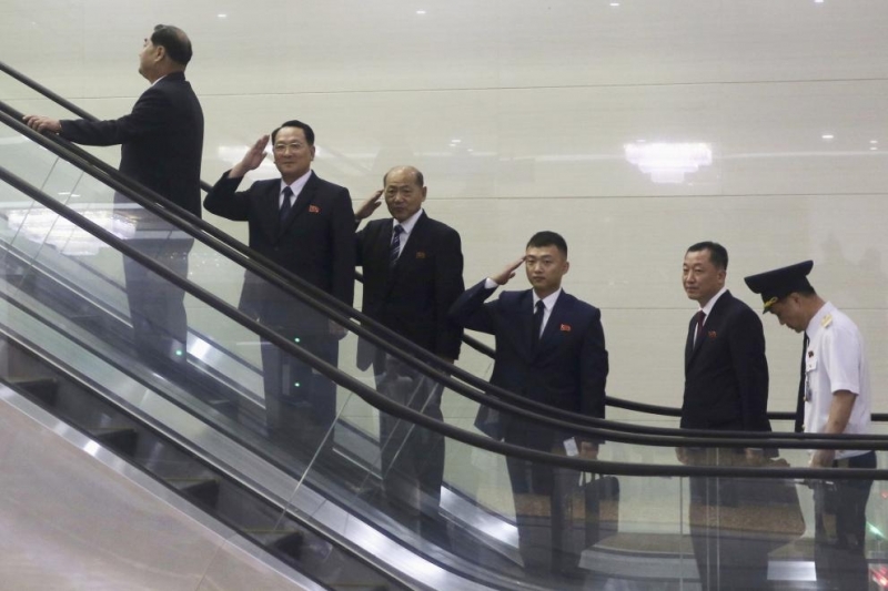 Севернокорейски служител който бил на посещение в Русия и чието