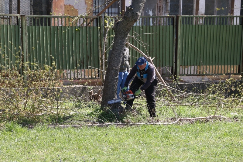 Община Видин изпълнява плановите дейности по почистването и косенето на