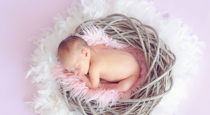 4 бебета проплакаха на Бъдни вечер в болница Шейново Въпреки