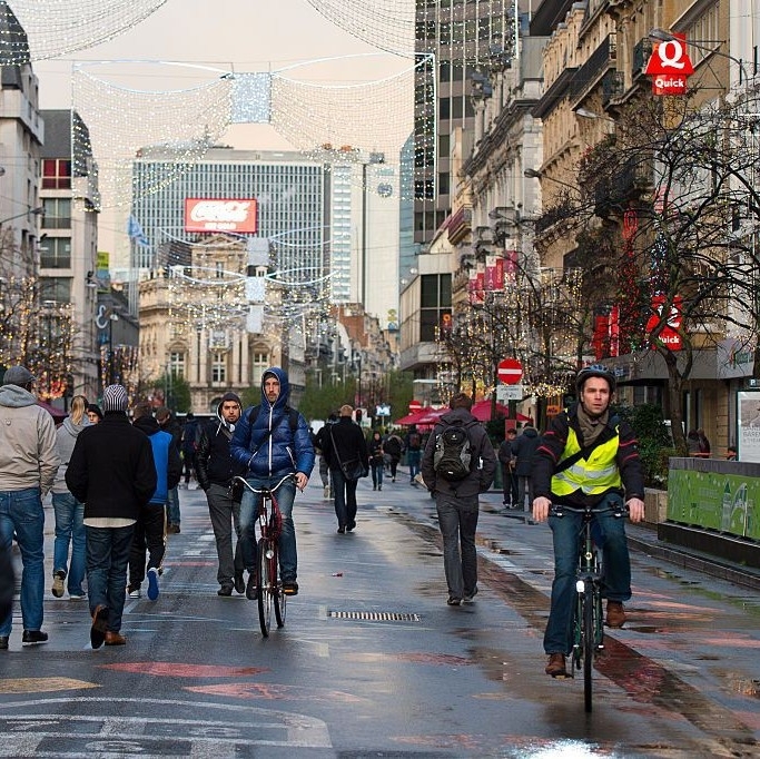 Холандия получи два полуостровa с размери на 23 футболни игрища