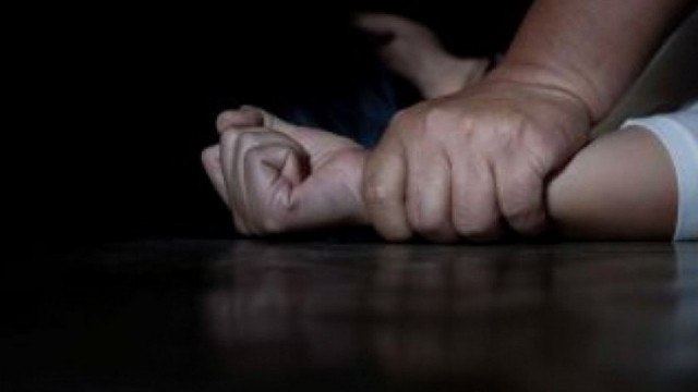 Окръжният съд във Враца остави в ареста мъж, блудствал с непълнолетен