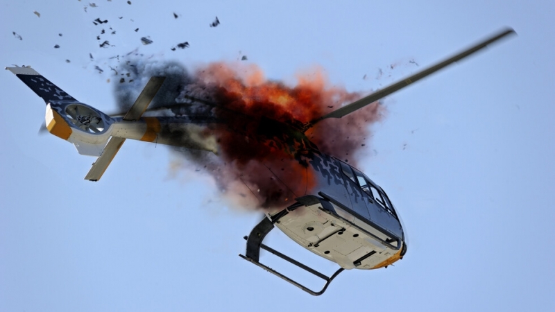Хеликоптер се разби на плаж в Маями само на метри