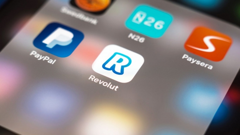 Revolut спира да работи с левове от 17 декември