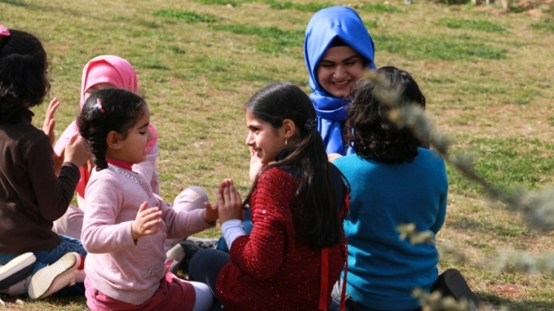 Децата във военни зони все по често са използвани като