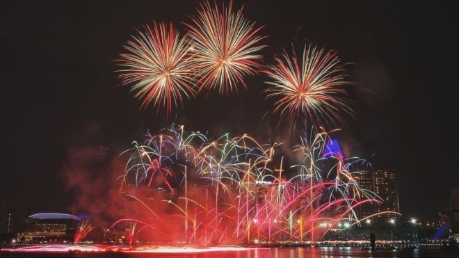 С настъпването на Новата година хората по целия свят се