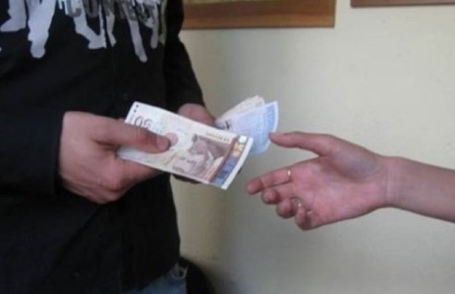 Хванаха мъж да купува гласове в Берковица в деня за